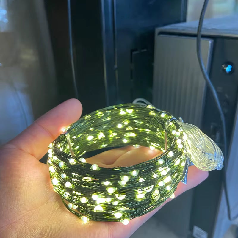 La meilleure lumière LED 5-30M Blanche Chaude, parfaite pour sublimer votre sapin de Noël 2025