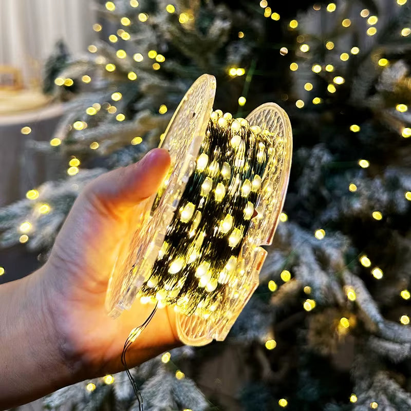 La meilleure lumière LED 5-30M Blanche Chaude, parfaite pour sublimer votre sapin de Noël 2025
